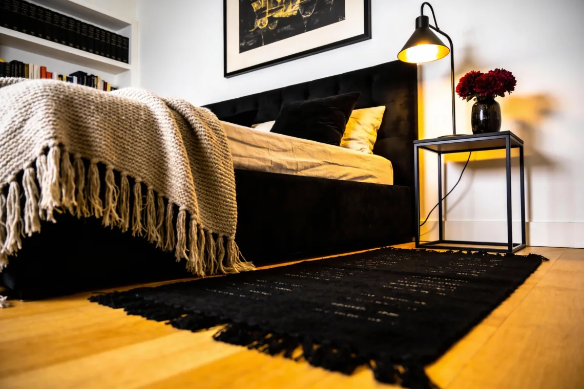 10 Cozy Bedroom Ideas Using Black Accents For A Bold Statement You’ll Love